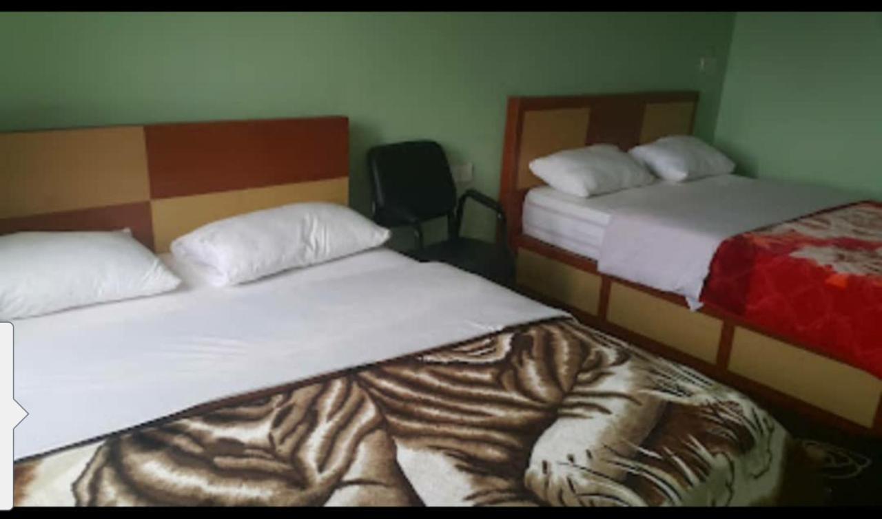 Anmut Hostel Lushoto Bagian luar foto