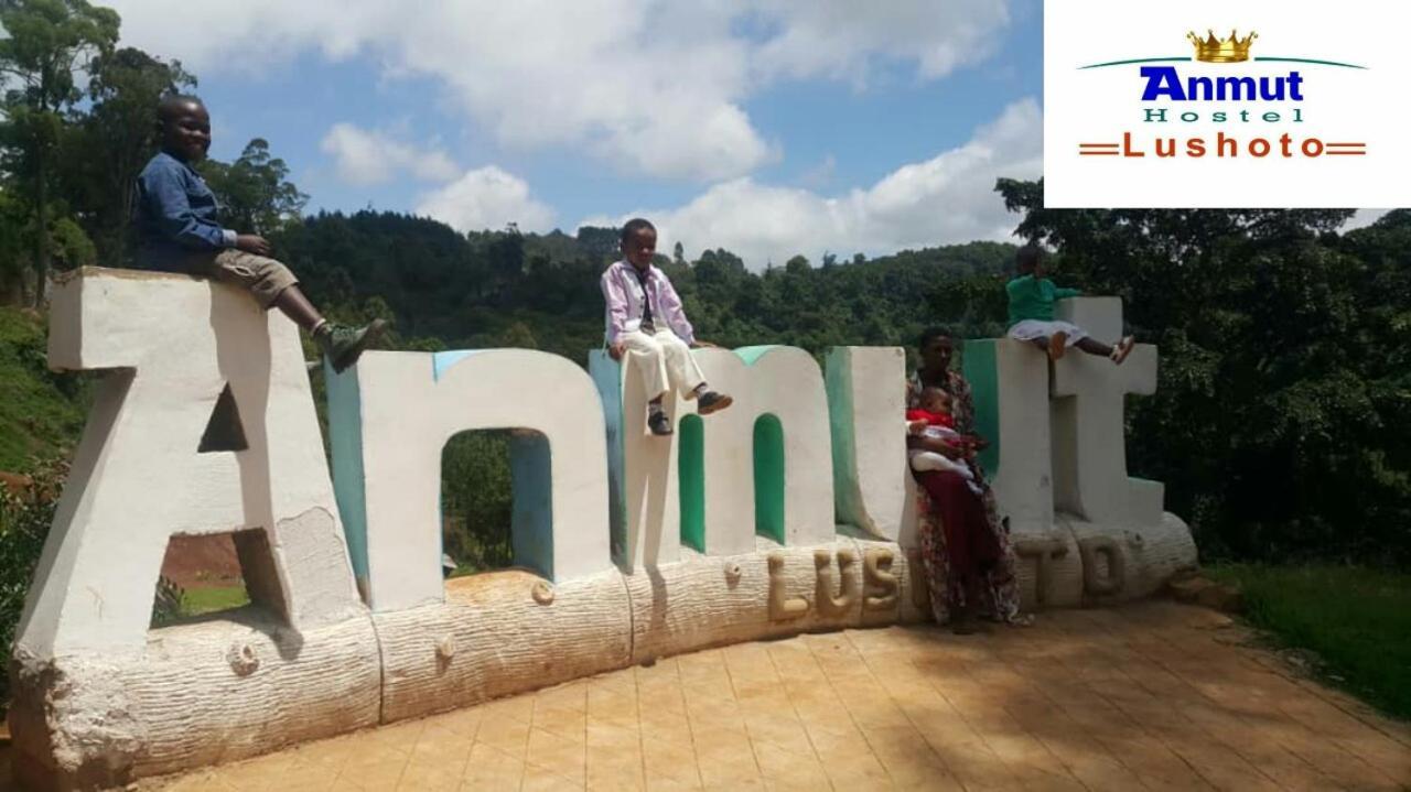 Anmut Hostel Lushoto Bagian luar foto