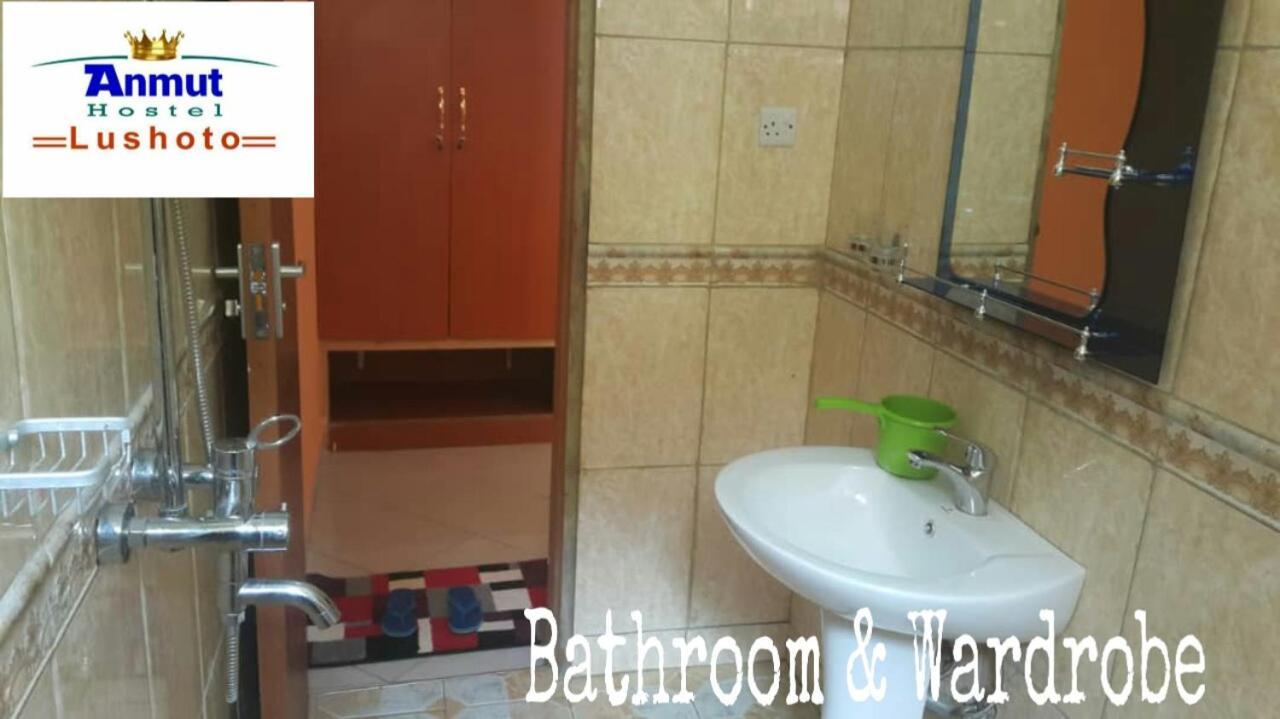 Anmut Hostel Lushoto Bagian luar foto