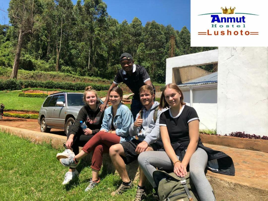 Anmut Hostel Lushoto Bagian luar foto